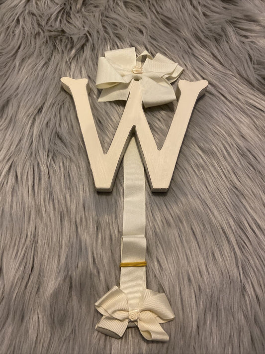 Bow Holder Hair Clips Letter W Ivory New