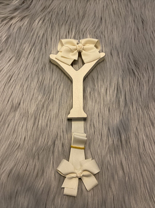 Bow Holder Hair Clips Letter Y Ivory New